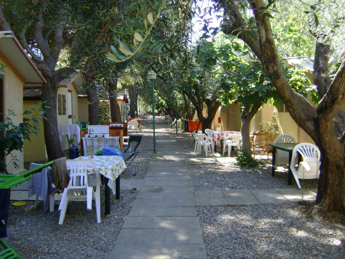 Camping Dell'Uva Otel Le Castella  Dış mekan fotoğraf