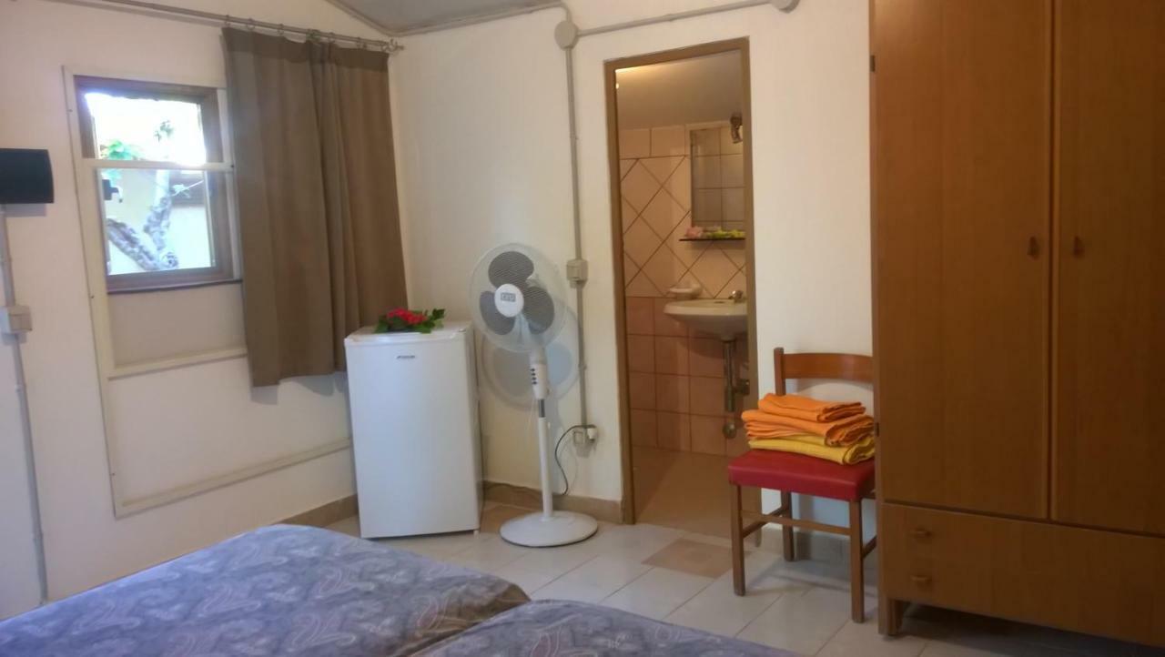 Camping Dell'Uva Otel Le Castella  Dış mekan fotoğraf
